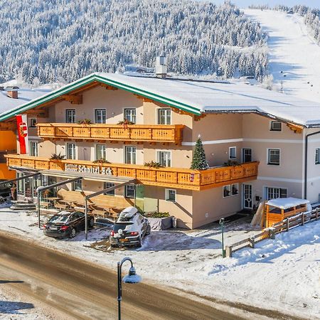 Schnitzl-Eck Hotel Flachau Bagian luar foto