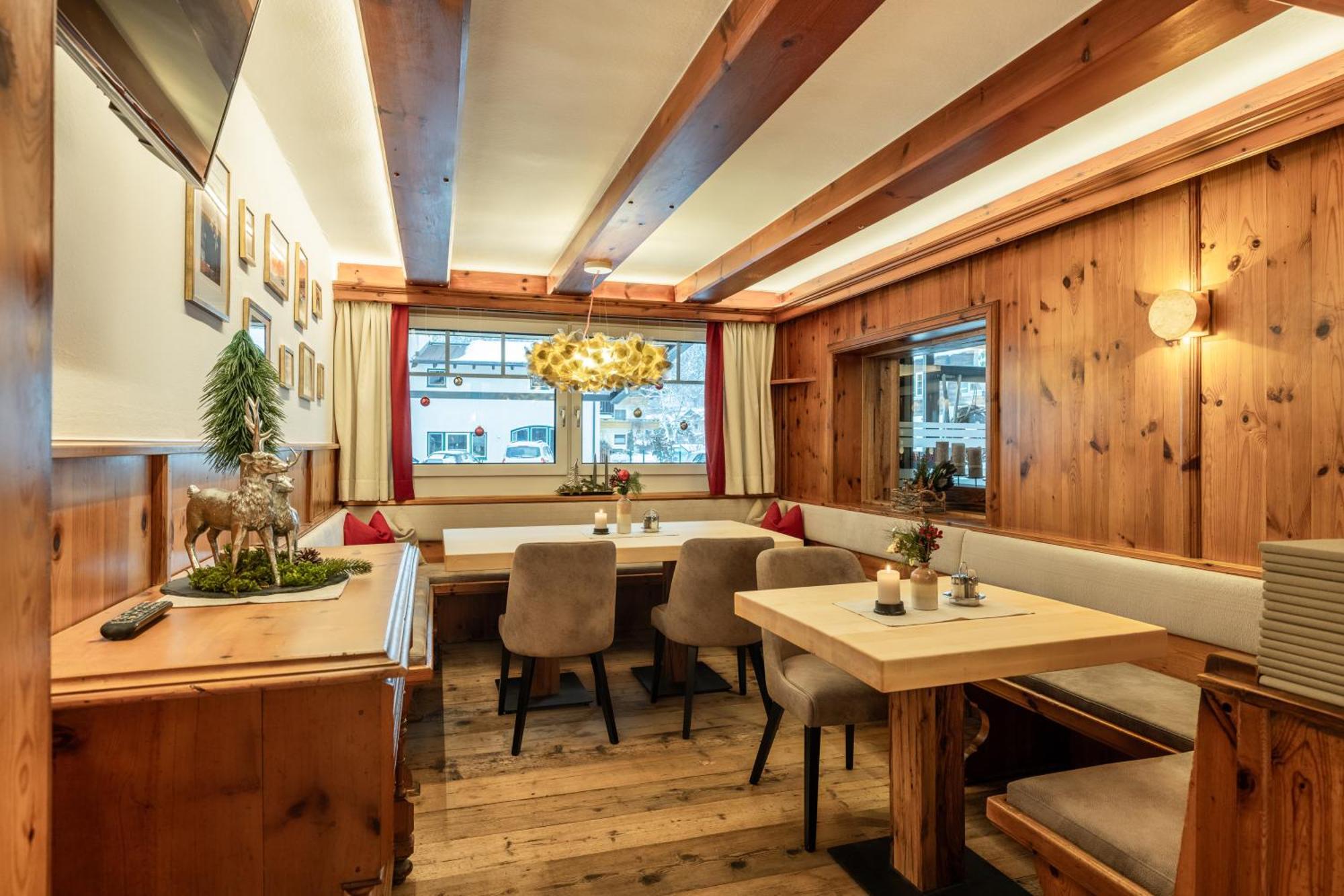 Schnitzl-Eck Hotel Flachau Bagian luar foto